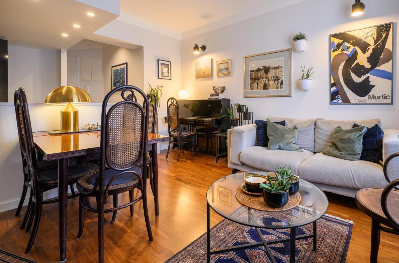 Designer Two-Bedroom Apartment Split Luaran gambar