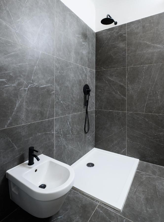 Designer Two-Bedroom Apartment Split Luaran gambar