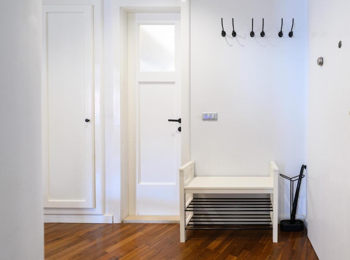 Designer Two-Bedroom Apartment Split Luaran gambar