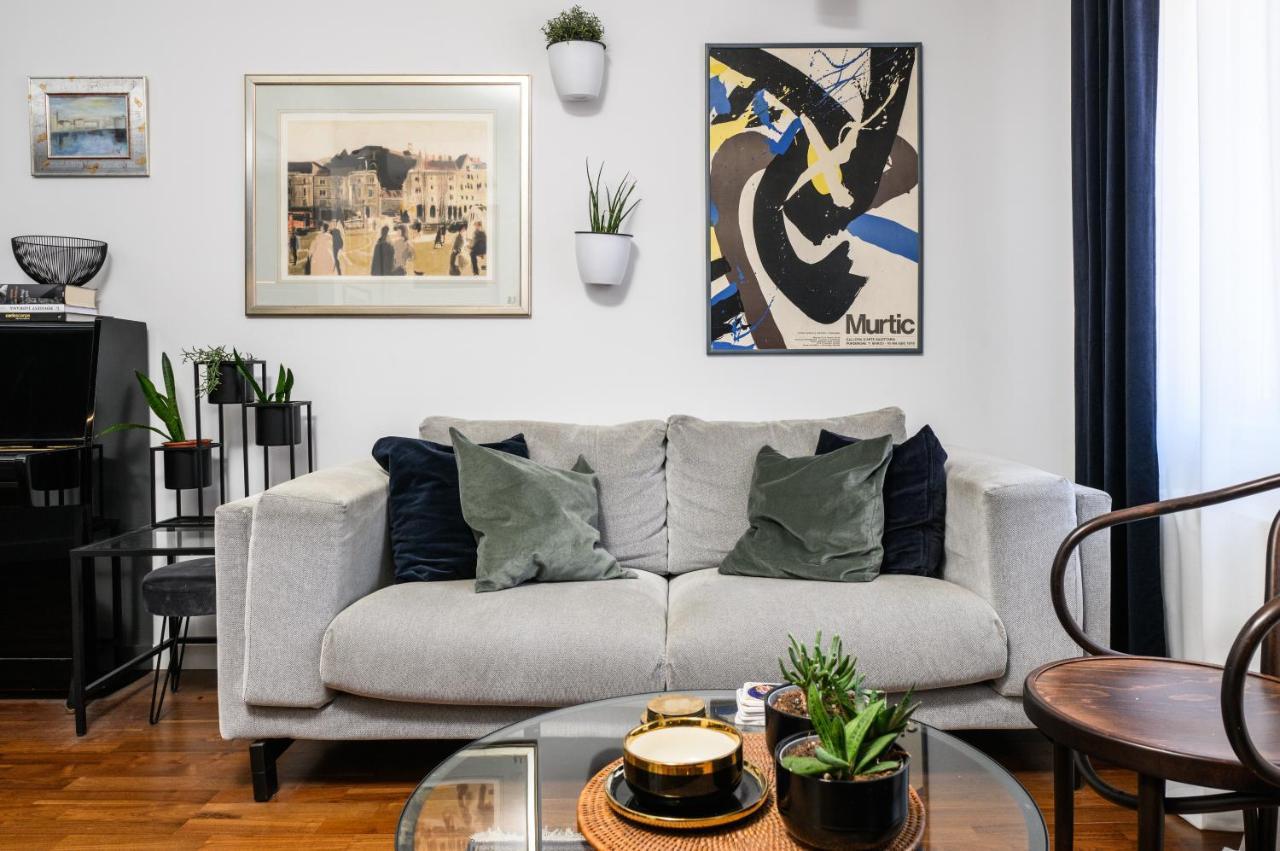 Designer Two-Bedroom Apartment Split Luaran gambar